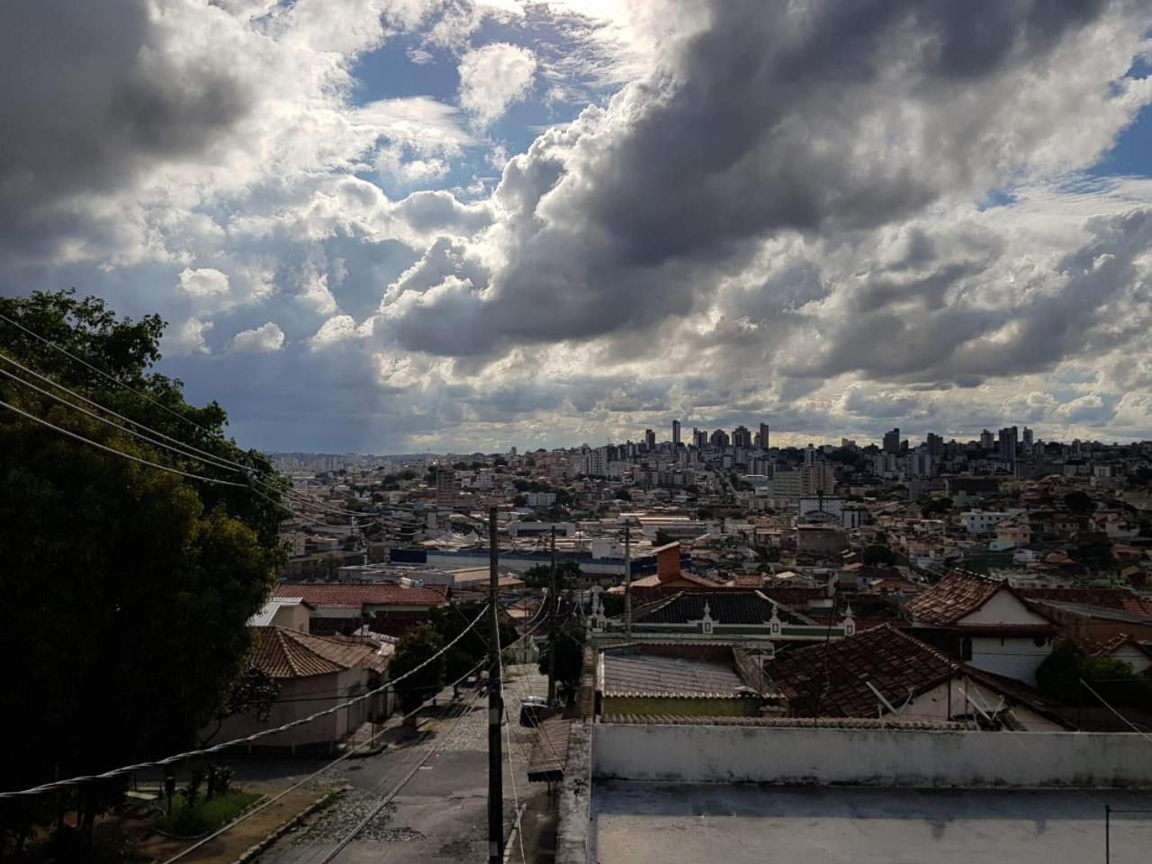 Hostel Trem De Minas بيلو هورزونتي المظهر الخارجي الصورة